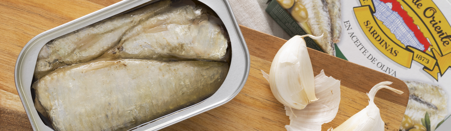 Imagen de fondo para Conservas de sardinas y sardinillas, ¿por qué se consideran superalimentos?